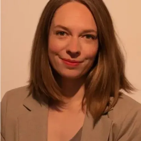 Porträt von Dr. Anne-Kathrin Seibt